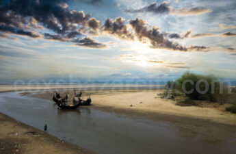 Inani Sea Beach - Image 2