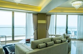 Ramada by Wyndham - Image 9