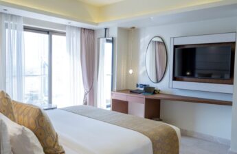 Ramada by Wyndham - Image 10