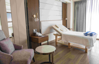 Ramada by Wyndham - Image 11